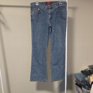 Lois Authentic Blue Jeans for Women Size 31 Msde In Canada
